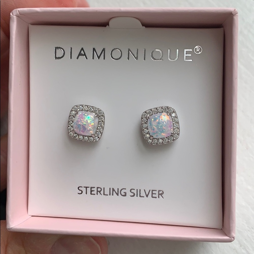 NIB Diamonique studs